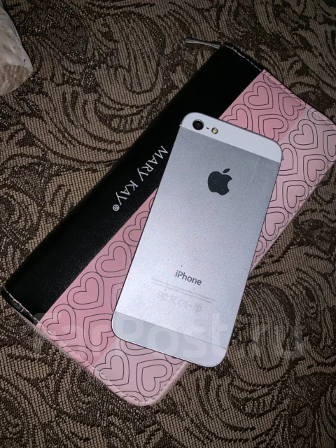 Apple iPhone 5. �/�, ����������� ����