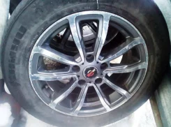 Red Wheel. 7.0x16", 5x114.3, ET35, �� 68���. ����