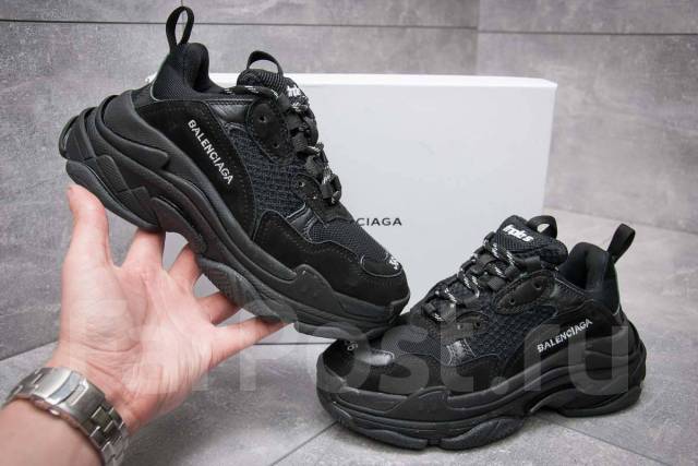 Balenciaga кроссовки 44