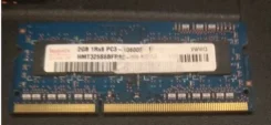 SO-DIMM DDR3.