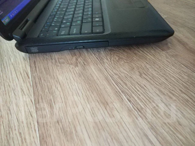 Asus K50C. 15.6", 1,2����, ��� 3072 ��, ���� 250���, WiFi: 1, Bluetooth: 1, ����������� �� 4��. ����
