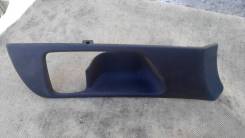 Накладка на ручку двери. Toyota Avensis, AZT250, AZT250L, AZT250W, AZT255, AZT255W Двигатели: 1AZFE, 1AZFSE