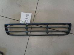 Решетка бампера центральная Volkswagen Bora/Jetta 1997-2005