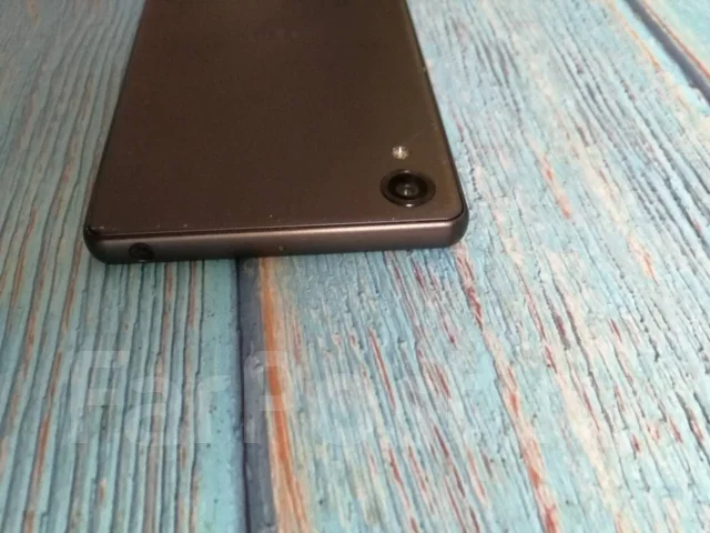 Sony Xperia X. �/�, ������, 3G, 4G LTE, NFC ����
