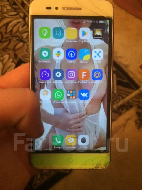 ZTE Blade A610. �/� ����