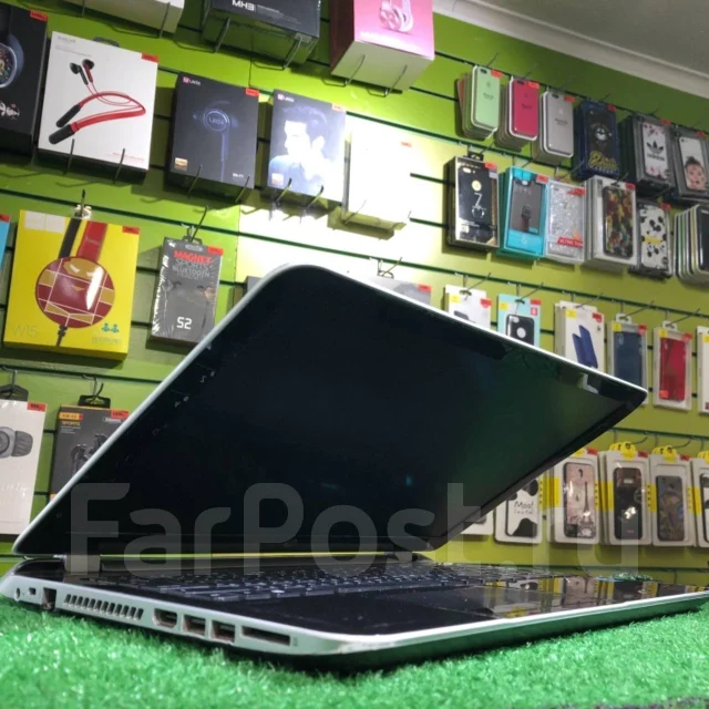 HP Pavilion 15-n060sr. 15.6", 2 300����, ��� 8 ��, ���� 500���, WiFi: 1, Bluetooth: 1, ����������� �� 2��. ����