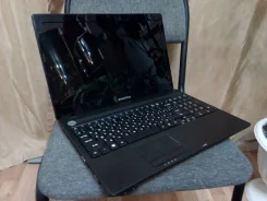 eMachines E732G. 15.6", ��� 4 ��, WiFi