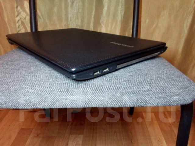 eMachines E732G. 15.6", ��� 4 ��, WiFi: 1 ����