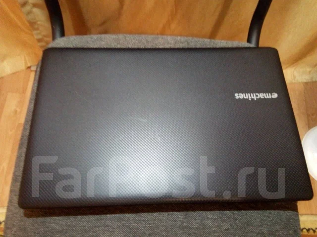 eMachines E732G. 15.6", ��� 4 ��, WiFi: 1 ����