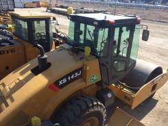XCMG XS143J. Дорожный каток (привод полный/неполный)