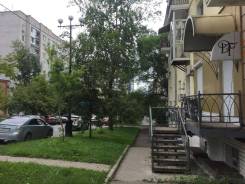 Сдам в аренду помещение с отдельным входом. 56 кв. м., улица Дзержинского 87, р-н Центральный