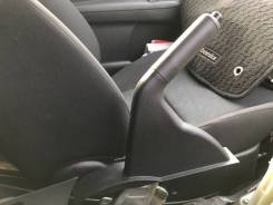 Ручка ручника. Mazda Mazda3 Mazda Axela, BL5FP, BL5FW, BLEAP, BLEAW, BLEFP, BLEFW, BLFFP, BLFFW Двигатели: PEVPS, LFVDS, LFVE, ZYVE