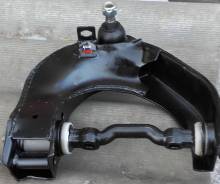 Рычаг, тяга подвески. Mitsubishi L300, P01V, P01W, P02V, P02W, P03V, P03W, P05V, P05W, P12V, P12W, P13V, P15V, P15W, P23V, P23W, P24V, P24W, P25V, P25...