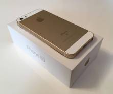 Apple iPhone SE. Новый, 32 Гб, Золотой
