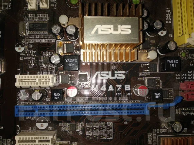 Socket AM2+ ����