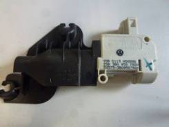 Замок бардачка. Audi: A6 allroad quattro, RS6, S6, Q7, A6 Двигатели: ASB, AUK, BNG, BPP, BSG, BUH, BAT, BBJ, BDW, BDX, BKH, BLB, BMK, BNA, BNK, BPJ, B...