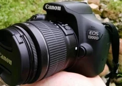Canon EOS 1300D Kit ����
