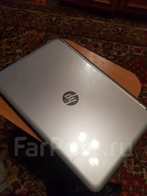 HP Pavilion 15. 15.6", 2����, ��� 8 ��, ���� 750���, WiFi: 1, Bluetooth: 1, ����������� �� 3��. ����