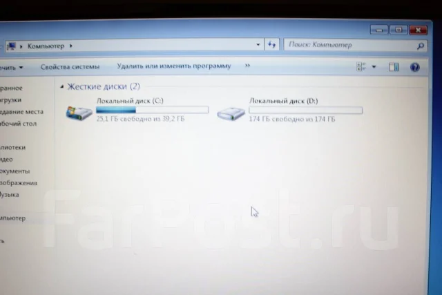 Samsung N220. 10.1", ��� 2048 ��, ���� 250���, WiFi: 1, Bluetooth: 1, ����������� �� 3��. ����
