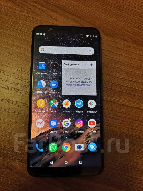 OnePlus 5T. �/�, ������, 3G, 4G LTE, Dual-SIM, NFC ����