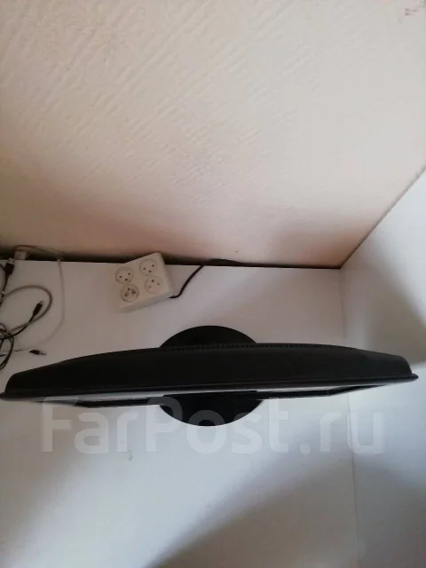 Samsung. 16" ����