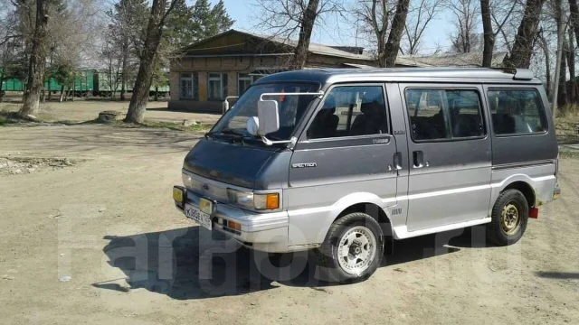 Ford Spectron ����