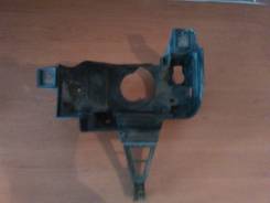 Накладка противотуманной фары. Toyota Land Cruiser, GRJ200, URJ200, URJ202, UZJ200, VDJ200, URJ202W, UZJ200W Двигатели: 1GRFE, 1URFE, 1VDFTV, 2UZFE, 3...
