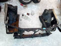 Рамка радиатора. Subaru Forester, SG, SG5, SG6, SG69, SG9, SG9L