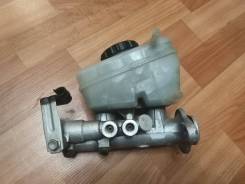 Цилиндр главный тормозной. Toyota Mark II, JZX100 Toyota Cresta, JZX100 Toyota Chaser, JZX100 Двигатели: 1JZGE, 1JZGTE