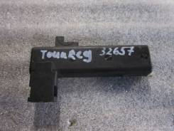 Антенна. Volkswagen Touareg, 7L6, 7LA Volkswagen Phaeton, 3D1, 3D2, 3D3, 3D4, 3D6, 3D7, 3D8, 3D9 Audi A8, 4E2, 4E8 Audi S8, 4E2, 4E8 Двигатели: AXQ, A...