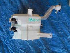 Бачок стеклоомывателя. Toyota Prius a, ZVW40, ZVW40W, ZVW41, ZVW41W Toyota Prius v, ZVW40, ZVW41 Toyota Prius, ZVW30, ZVW30L, ZVW35, ZVW40 Двигатели...
