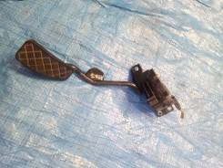 Педаль газа. Volkswagen Passat, 3B3, 3B6 Audi: A6 allroad quattro, RS6, S6, A4, A6, S4, RS4 Seat Exeo, 3R2, 3R5 Skoda Superb Двигатели: ACK, ADP, AFB...