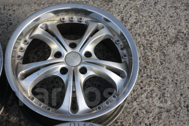 Nakayama. 7.0x17", 5x114.3, ET42, �� 73���. ����