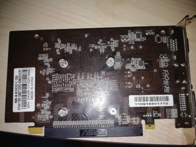 GeForce GT 440 ����