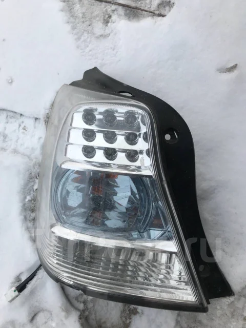 Toyota Sai. AZK10 ����
