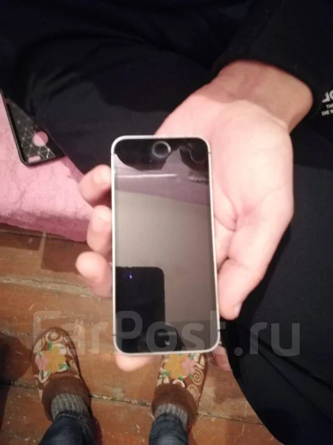 Apple iPhone SE. �/�, ������, 4G LTE ����