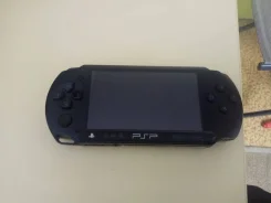 Sony PSP Street E1000 ����