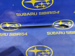 Молдинг лобового стекла. Subaru Forester, SF5