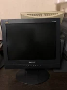 ViewSonic. 15", ���������� �� (LCD)