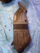 Патрубок впускной. Seat Exeo, 3R2, 3R5 Audi A4, 8E2, 8E5, 8EC, 8ED, 8H7, 8HE Audi RS4, 8HE Audi S4, 8E2, 8E5, 8EC, 8ED, 8H7, 8HE Двигатели: ALZ, BWE...