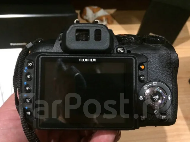 Fujifilm FinePix HS10 ����