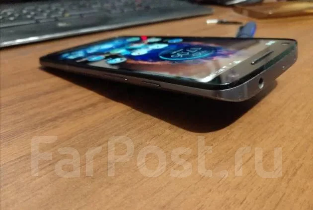 Moto X Force. �/� ����