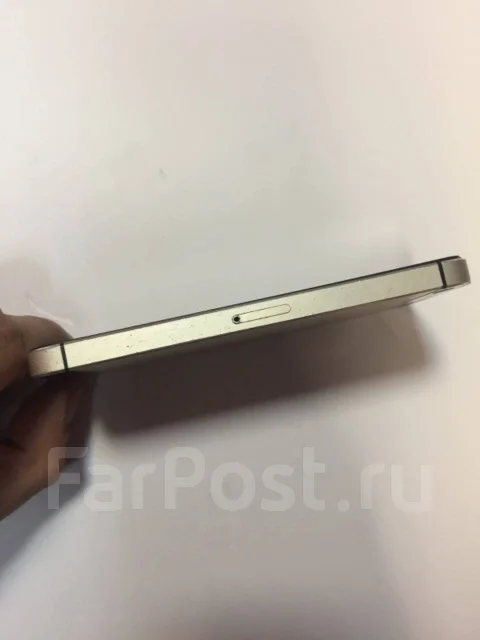 Apple iPhone 5. �/�, �������, 4G LTE ����