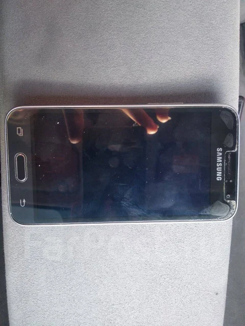 Samsung Galaxy J1. �/�, ������, 3G, 4G LTE, Dual-SIM ����