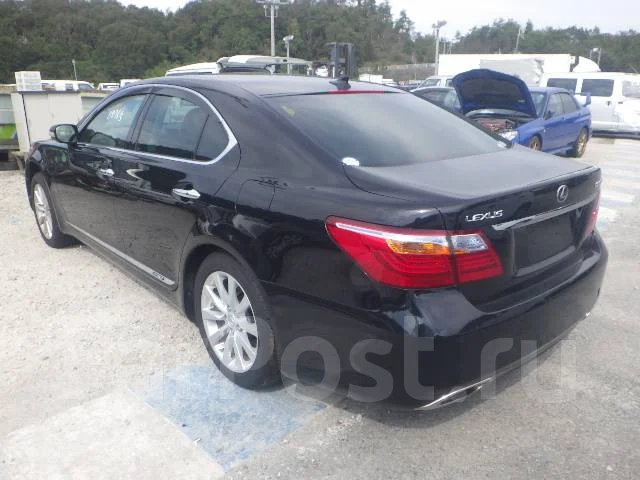 Lexus LS600h. UVF45, 2UR1KM ����