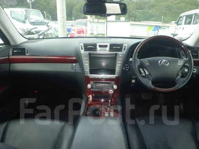 Lexus LS600h. UVF45, 2UR1KM ����