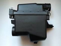 Корпус воздушного фильтра. Toyota: Sienta, Vitz, Corolla Axio, Corolla Fielder, Aqua