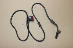 Датчик abs. Mercedes-Benz CLK-Class, A209, C209 Mercedes-Benz CLC-Class, C203 Mercedes-Benz C-Class, CL203, S203, W203 Двигатели: M112E26, M112E32, M1...