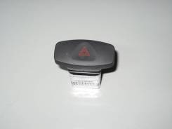 Кнопка включения аварийной сигнализации. Renault Logan Renault Duster Renault Clio Двигатели: D4D, D4F, K4M, K7J, K7M, K9K, F4R, D7D, D7F, E7J, F8Q, F...