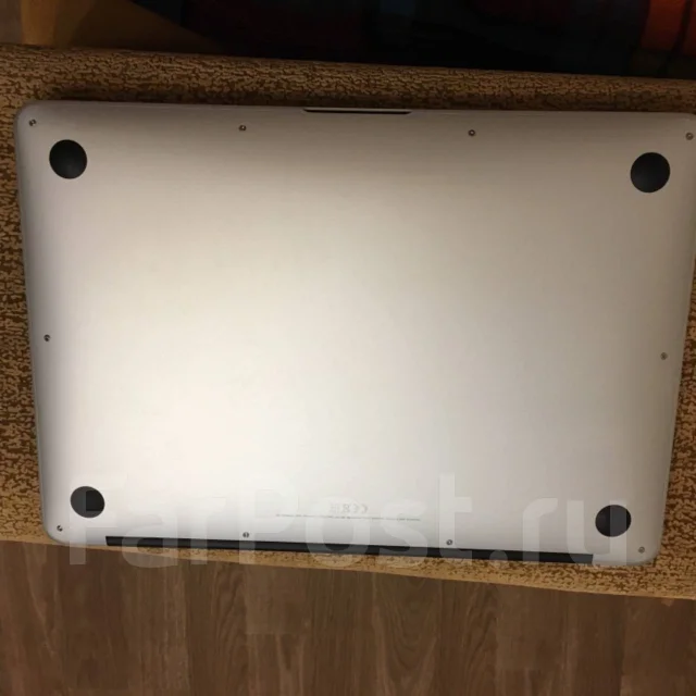 Apple MacBook 13. 13", 1,8����, ��� 8 ��, ���� 128���, WiFi: 1, Bluetooth: 1, ����������� �� 12��. ����